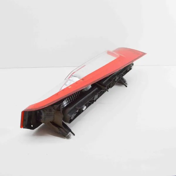 Opel Movano B 2021 Luz Trasera Izquierda image 3