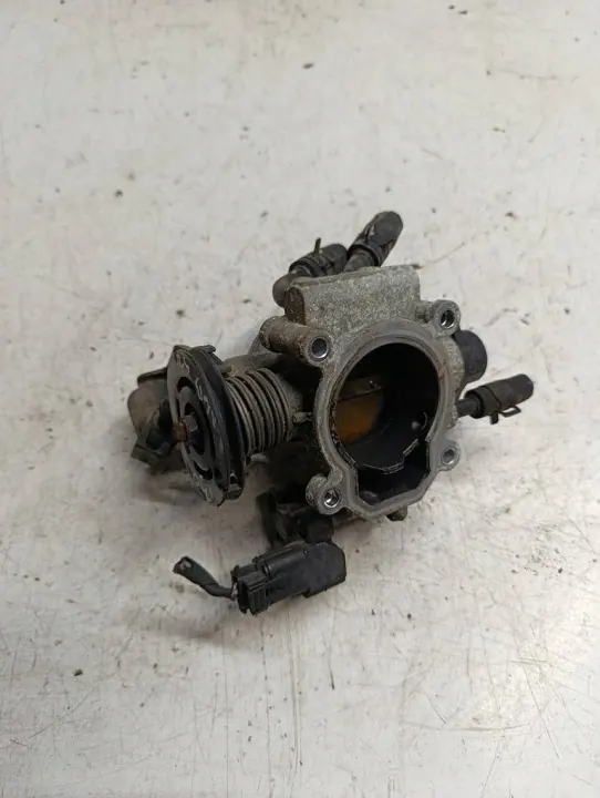 Kaasutinrunkio Hyundai I30 OEM 351002B060S2 image 2