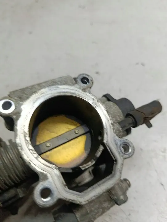 Kaasutinrunkio Hyundai I30 OEM 351002B060S2 image 3