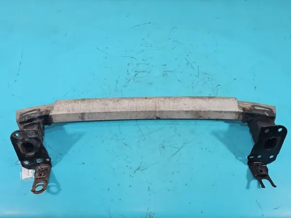 Audi Q7 4L voorbumper versterking OEM 4L0807134A image 5