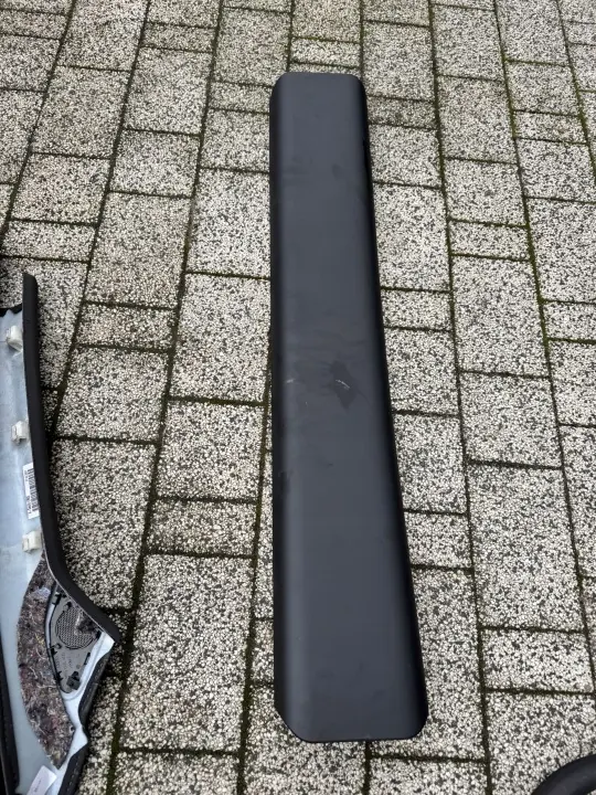 Tesla S Dachquerstrebe OEM 1008203-00-F Gebraucht image 2