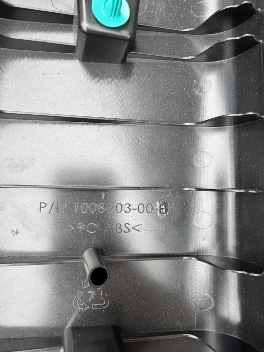Tesla S Dachquerstrebe OEM 1008203-00-F Gebraucht image 3