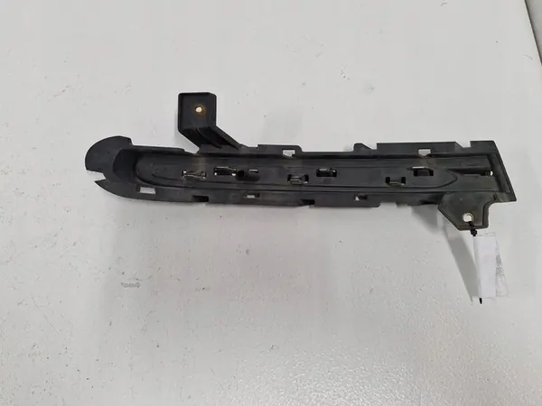 VOLVO V40 II LIFT Etupuskuri Ritilä Vasemmalle 31347042 image 4