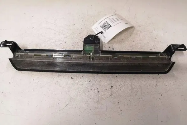 Luz de Parada Adicional VOLVO V70 II 8658948 image 3
