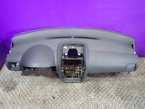 VW Golf V 03-09 kojelauta OEM Zawada-331246- image 3