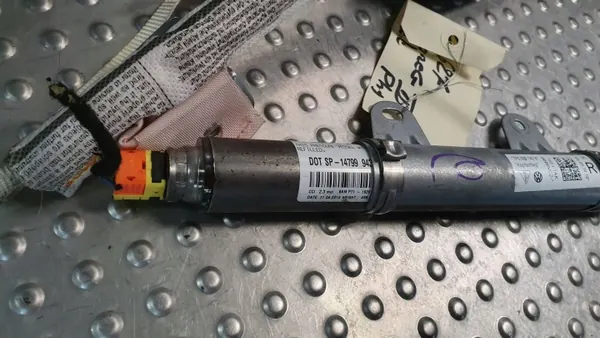 OEM S26380517 Rechter gordijnairbag voor VW Touareg II image 3