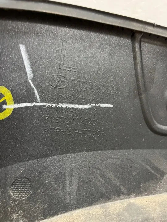 Toyota OEM 61062-YP020 Garde-Boue Arrière Gauche image 10