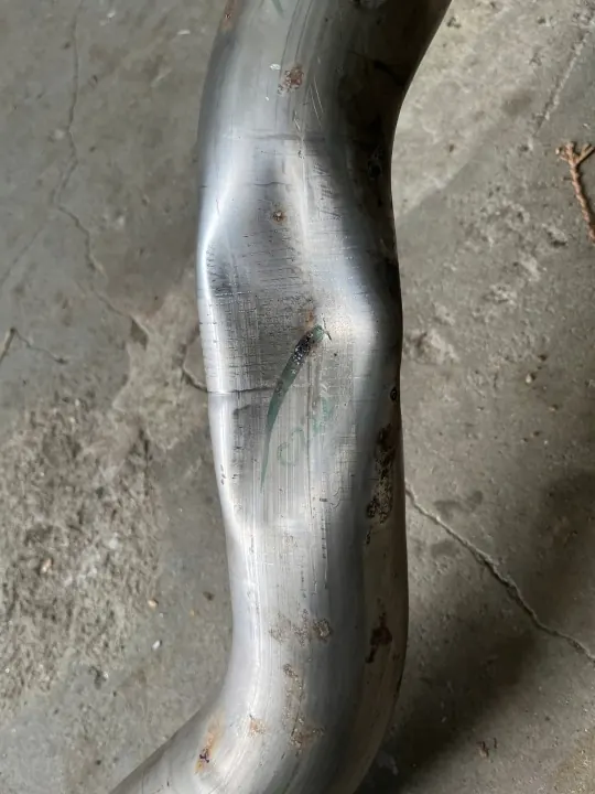 Maserati Levante 3.0 GT silenciador esquerdo OEM 670157996 image 3