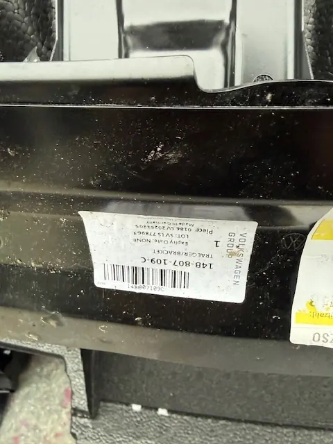 Renfort ceinture avant VW ID.7 OEM 14A805563A image 9