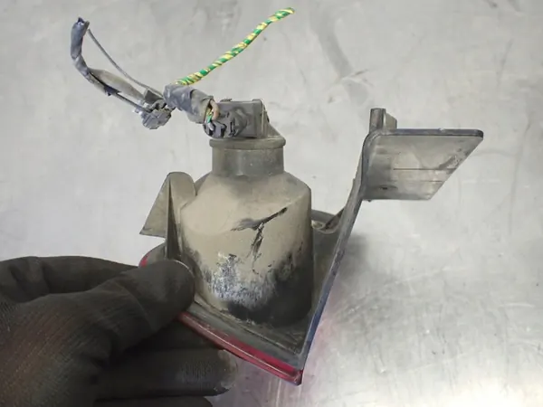 Farol de neblina traseiro esquerdo Renault Espace IV image 7