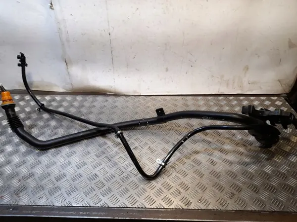 Mercedes-Benz Tanklock OEM A1664710023 - Begagnad image 2
