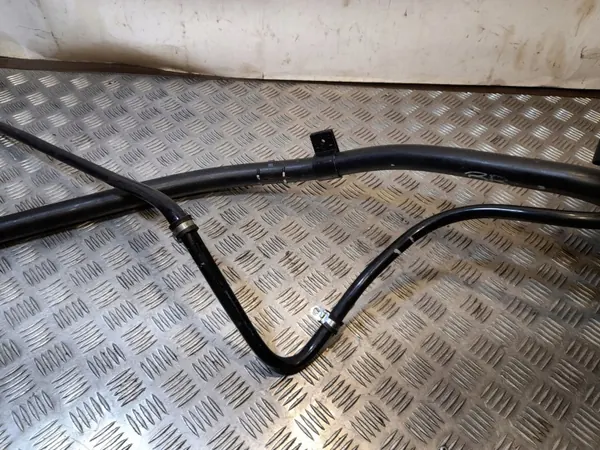 Mercedes-Benz Tanklock OEM A1664710023 - Begagnad image 4