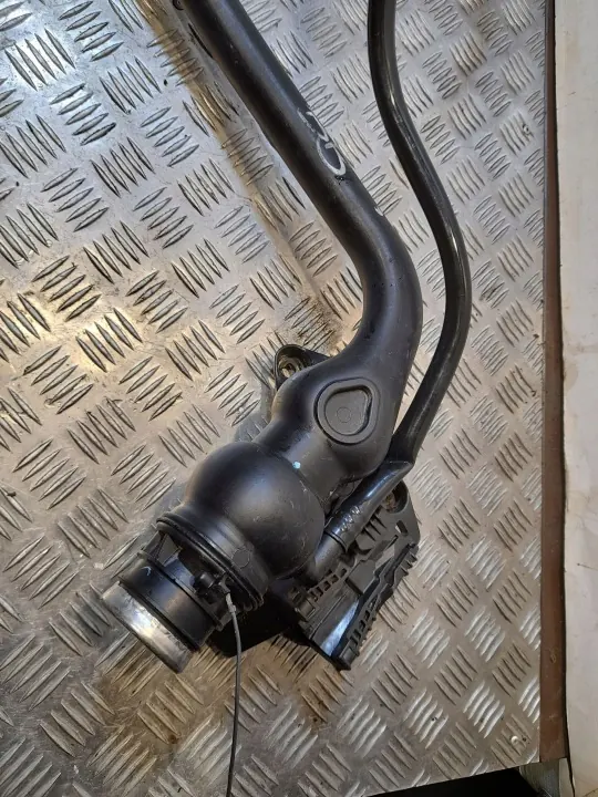 Mercedes-Benz Tanklock OEM A1664710023 - Begagnad image 5