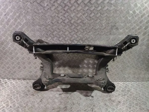 UTO16767 Bakre Stödräm för Mercedes E W238 image 5
