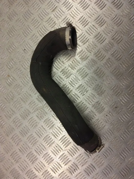 Audi A6 S6 C7 2013 Rechte Intercooler-Schlauch image 4