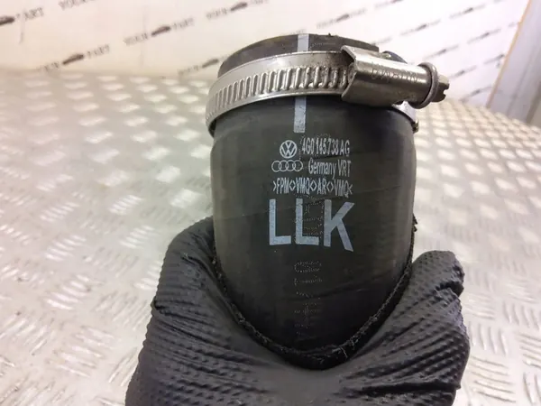 Audi A6 S6 C7 2013 Rechte Intercooler-Schlauch image 9