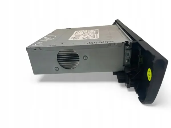 Changer CD d'occasion OEM 4G1035182A pour Audi A6 Allroad image 6