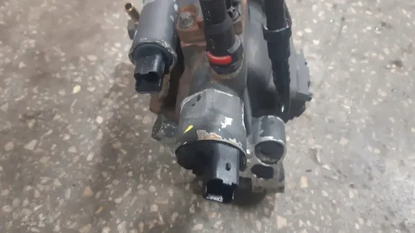 Siemens 8200663258 Brandstofpomp image 3