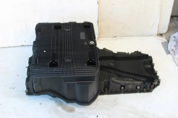 Cárter de aceite usado OEM A936010 Mercedes Atego Euro6 image 2