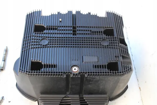 Cárter de aceite usado OEM A936010 Mercedes Atego Euro6 image 3