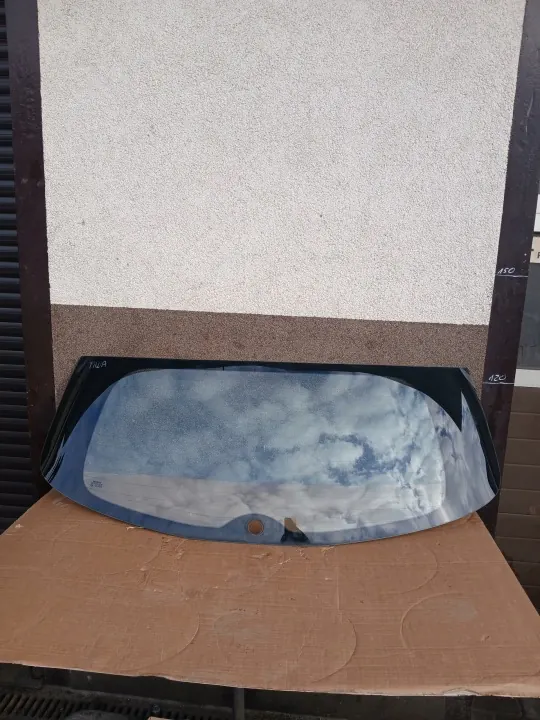 Achterklep ruit OEM SZYBA TYLNA W KLAPE NISSAN TIIDA HB image 2