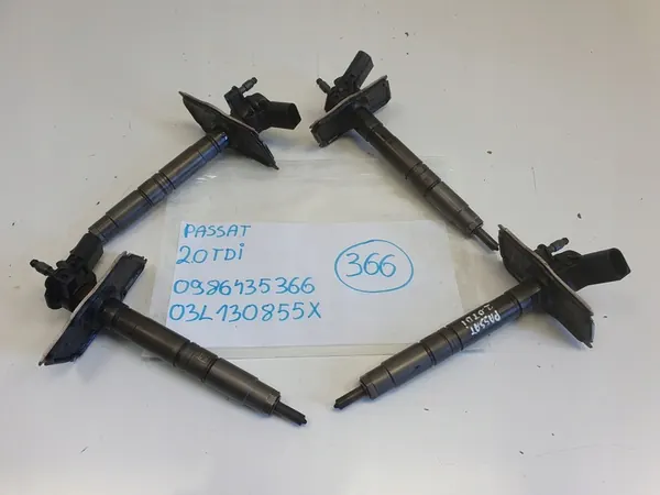 Iniettore AUDI A3 8P GOLF VI 2.0 TDI 03L130855X image 2