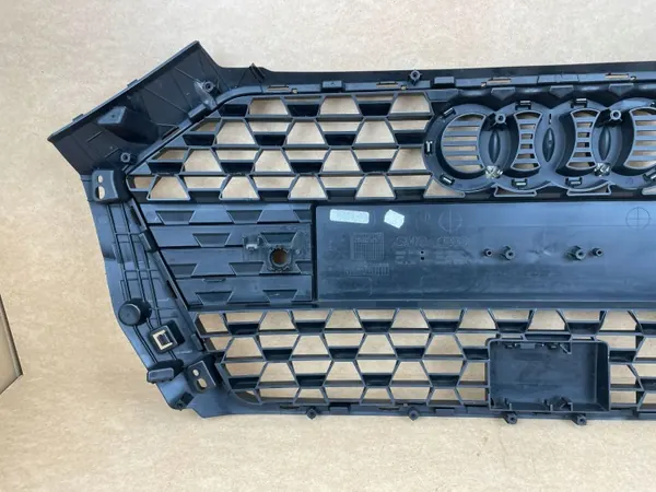 OEM 82A853653 etupuskurin ritilä Audi A1 82A 2018-2026 image 6