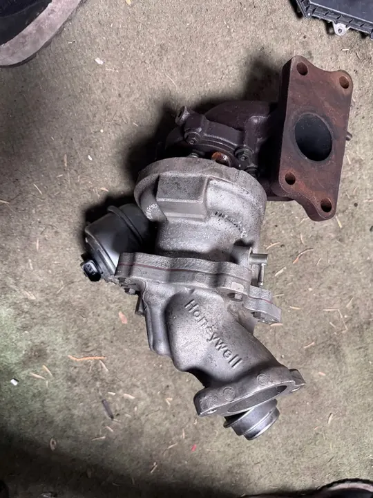 Turbo Mazda 6 CX5 2.2D Bi-Turbo SH01-13700 image 3