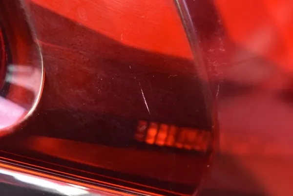 Luz trasera izquierda 9825601280 Peugeot 208 15-19 image 9