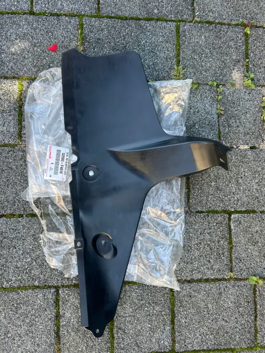 OEM 52592-F4010 Pare-boue arrière gauche Toyota CH-R image 2