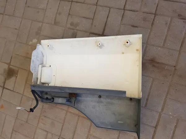 DAF 65 75 CF ohjaamon porraslaajennus OEM image 4
