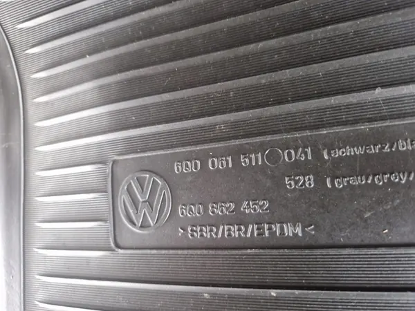 VW Polo Gummimatten OEM 6Q1862436 6Q0061511 image 6
