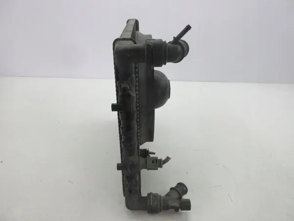 SKODA FABIA I 1.2 12v Radiador de agua + Ventilador OEM image 4