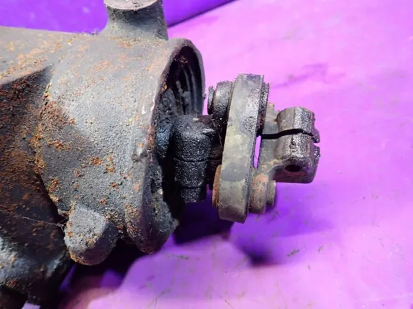 Mercedes W123 Stuurhuis OEM 01234610301 Gebruikt image 3
