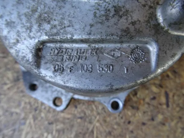 AUDI S3 8P GOLF VI 2.0 TFSI Täckning 06F103530T image 10