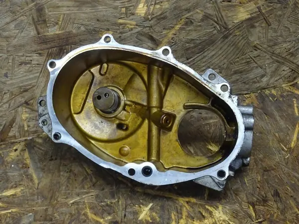 AUDI S3 8P GOLF VI 2.0 TFSI Täckning 06F103530T image 6