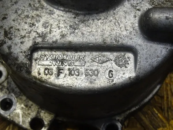 AUDI S3 8P GOLF VI 2.0 TFSI Täckning 06F103530T image 7