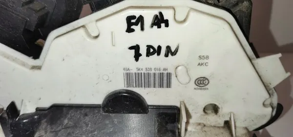 VW GOLF VI 6 Bakre Höger Dörrlås image 3