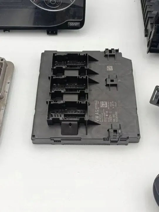 Sytytysjoukko OEM 04L907309AB VW Caddy IV 2.0L Diesel image 9