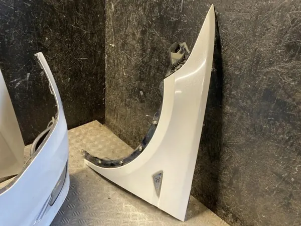 Capô Tesla Model X OEM 103431700B - Usado image 4