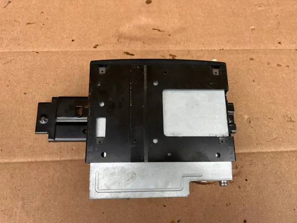 Renault CD-wisselaar OEM voor Espace IV 2002-2008 image 3