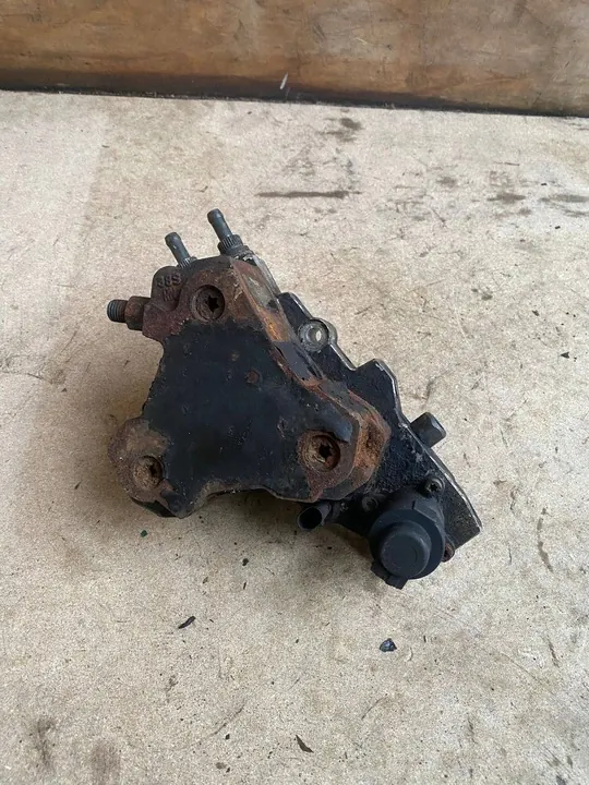 Pompe à carburant Mercedes-Benz OE image 2