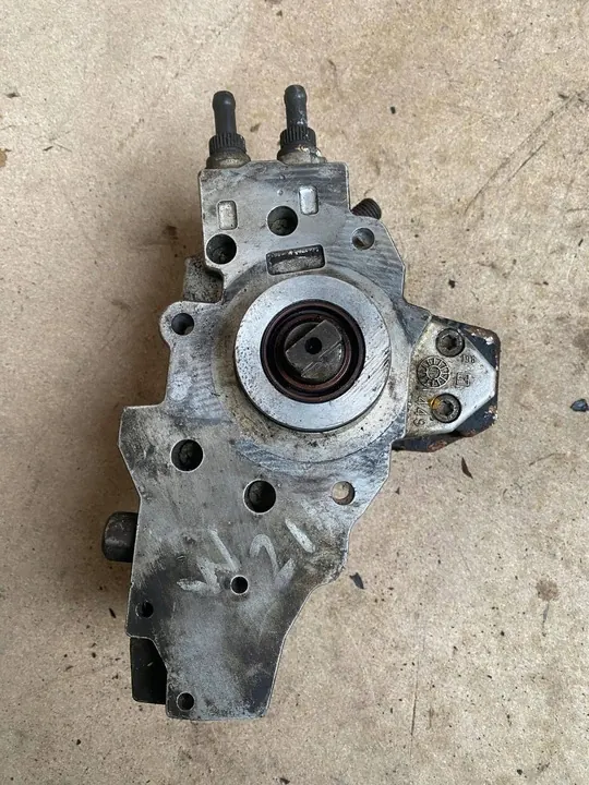 Pompe à carburant Mercedes-Benz OE image 3