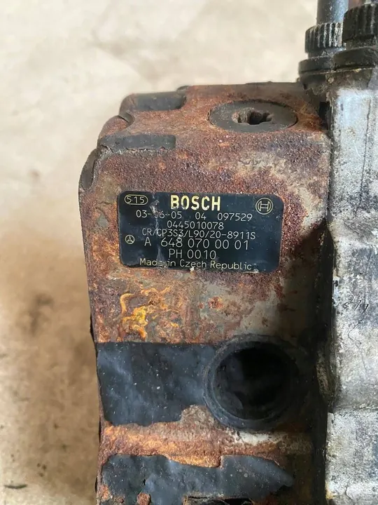 Pompe à carburant Mercedes-Benz OE image 6