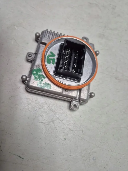 Conversor Módulo LED Farol Dianteiro VW Audi Skoda Superb III image 3