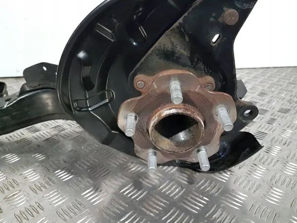 2017 Nissan X-Trail T32 Mozzo ruota posteriore 555024CA1C image 4