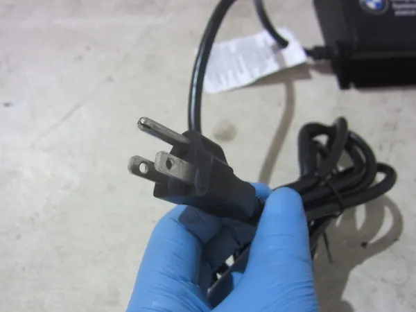 BMW Akkulaturi OEM 82112296579 - 80Ah image 9