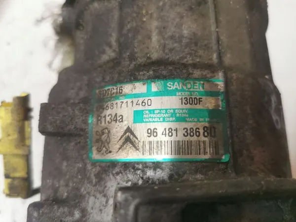 Compressore A/C Peugeot 9648138680 image 6