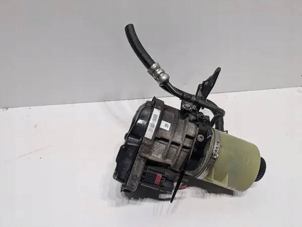 Bomba de dirección asistida Renault Trafic III A0047924A image 1