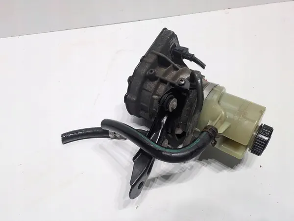 Bomba de dirección asistida Renault Trafic III A0047924A image 6